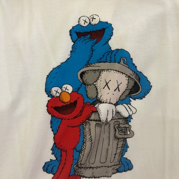 Kaws x Sesame Street XS shirt - Picture 2 of 3